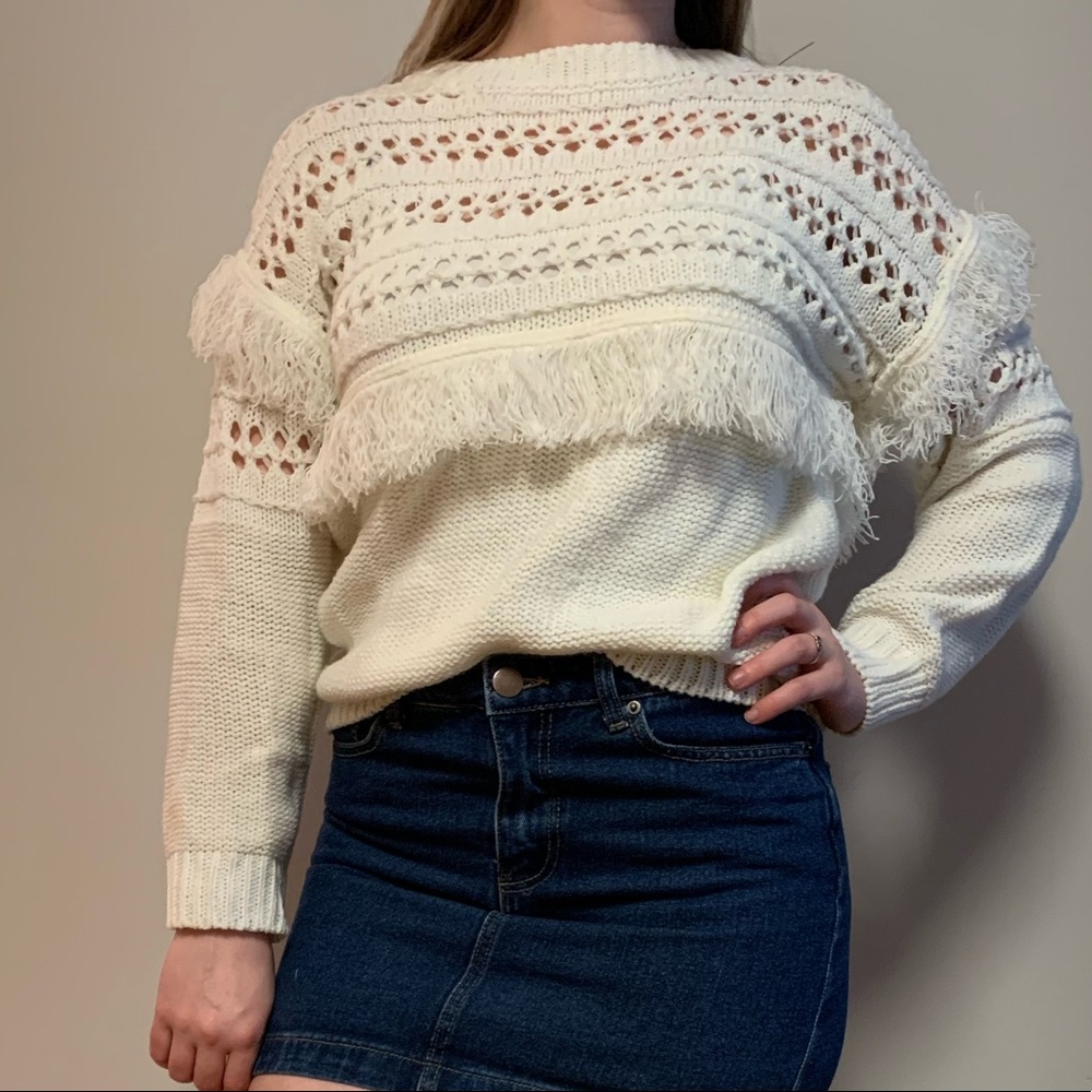 J.O.A. | White Chunky Knit White Fringe Sweater Small